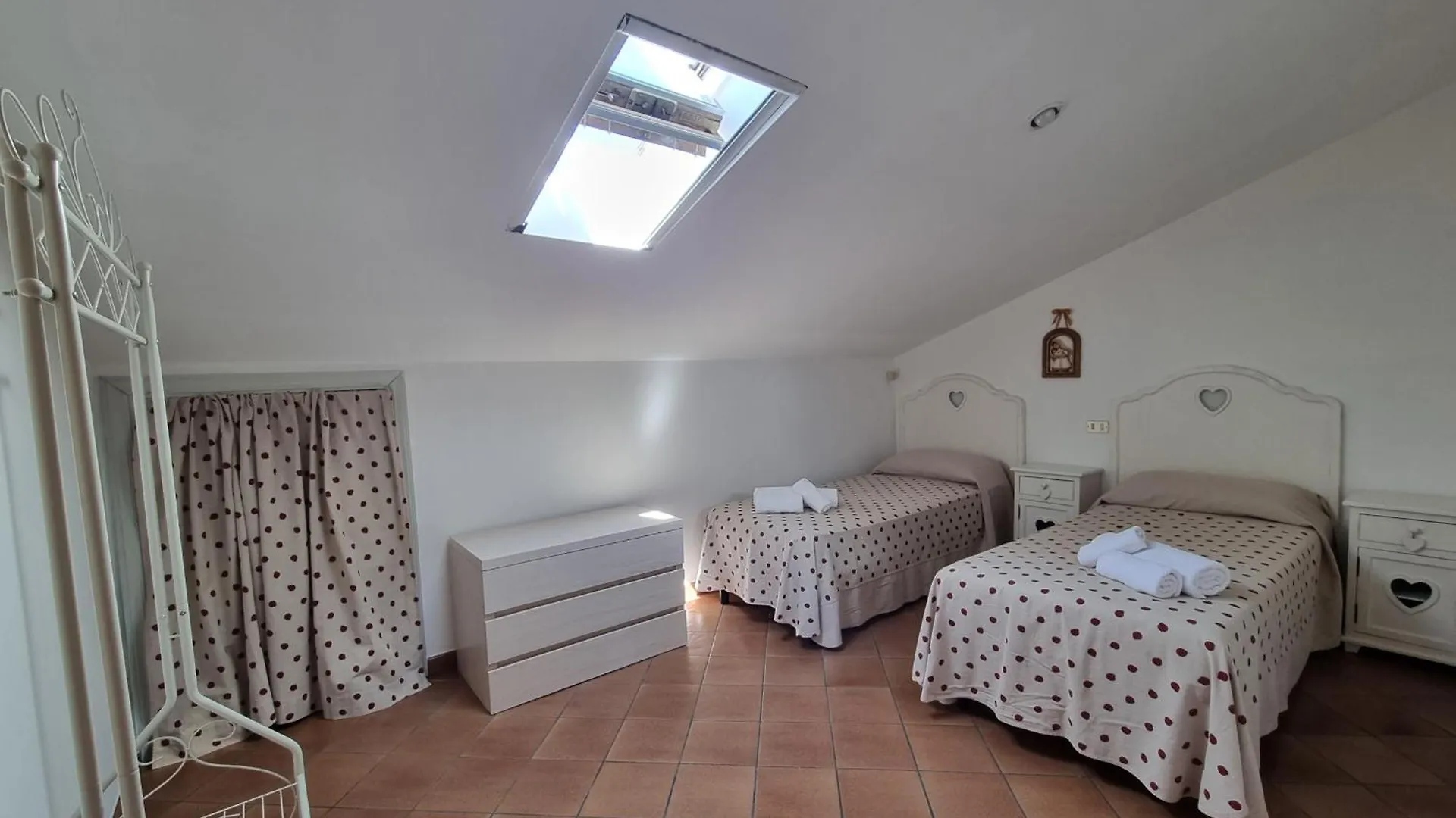 Eccociqua Assisi Guesthouse Santa Maria Degli Angeli  Italy